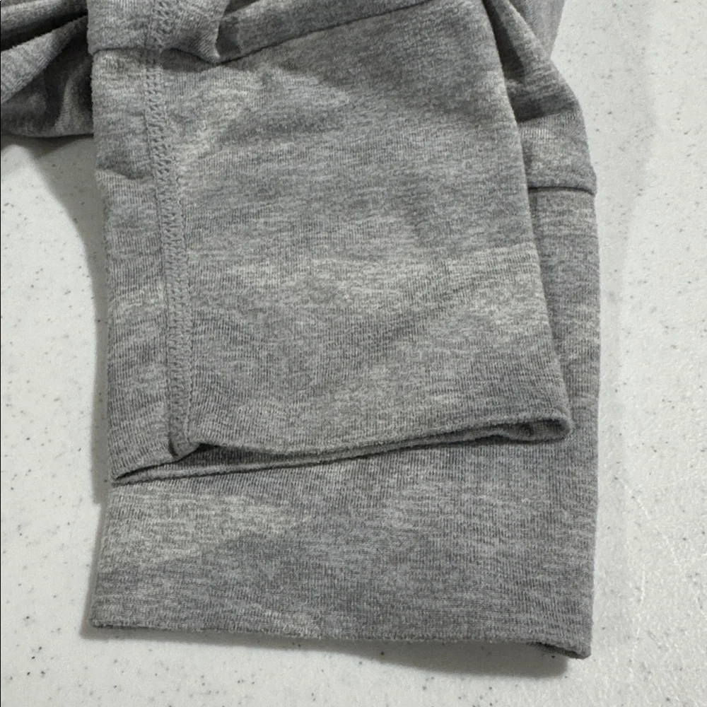 Vuori DreamKnit Essential Pale Heather Camo Hoodie Women’s Small - Picture 6 of 7